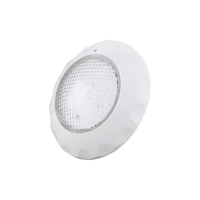 چراغ استخری و آبنما شعاع پارس