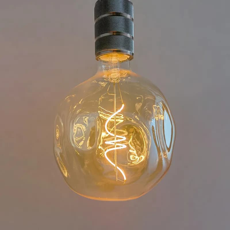 لامپ ادیسونی حبابی فیلامنت پیچی