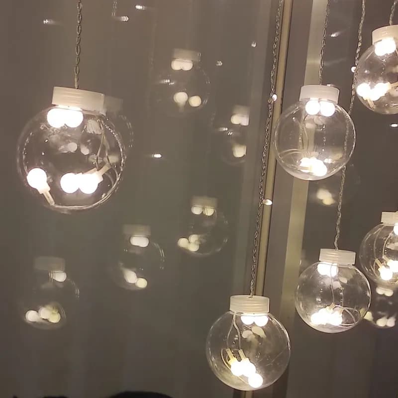 ریسه ال ای دی مدل سوزنی طرح حباب طول 2.5 متر